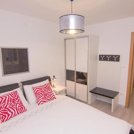 דירות קרק Apartman Ljubica 4 מראה חיצוני תמונה